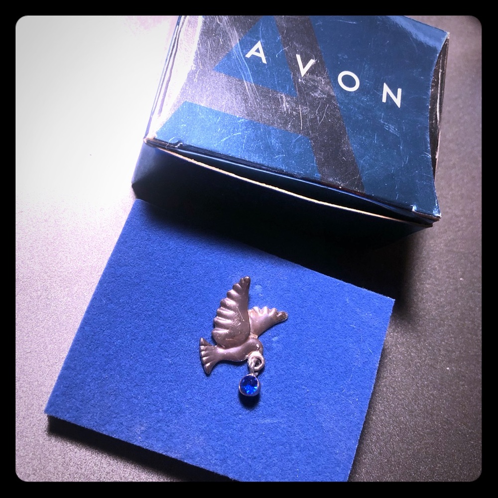 Dove Pin